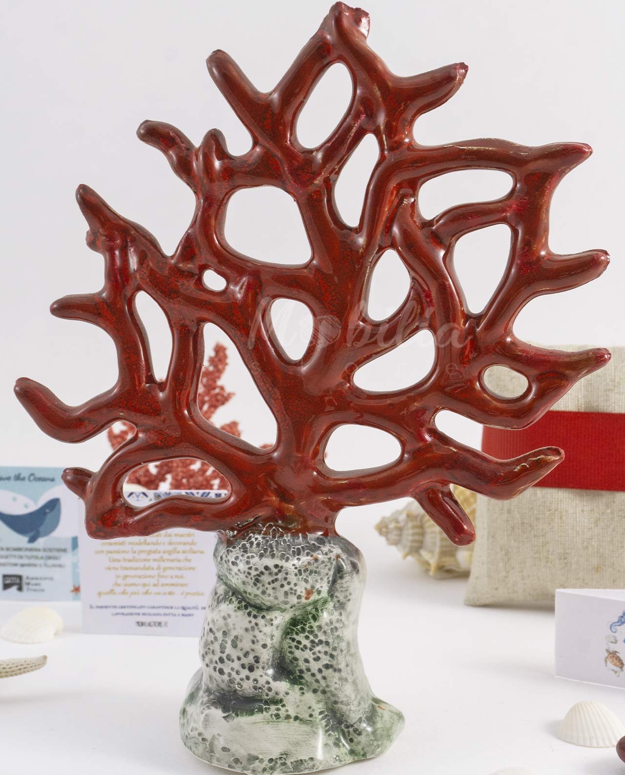 Bomboniera AMI Love is ... corallo rosso in ceramica artigianale varie misure - immagine 2