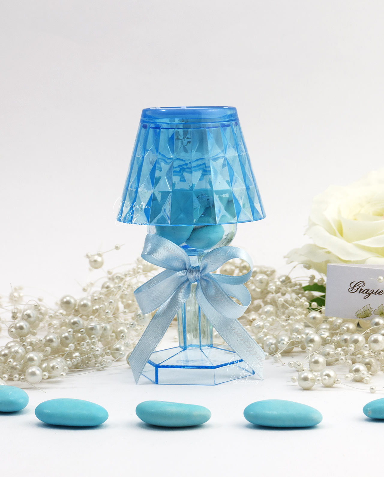 Bomboniera lampada led azzurra con confetti