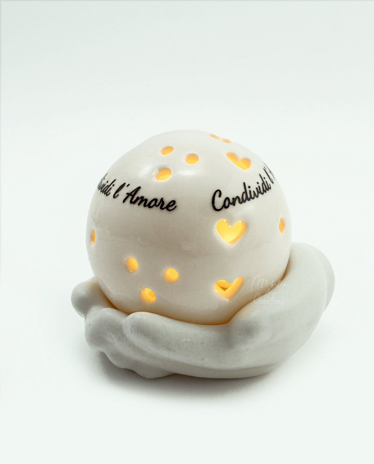 Bomboniera sfera led con mani e frasi assortite - immagine 9