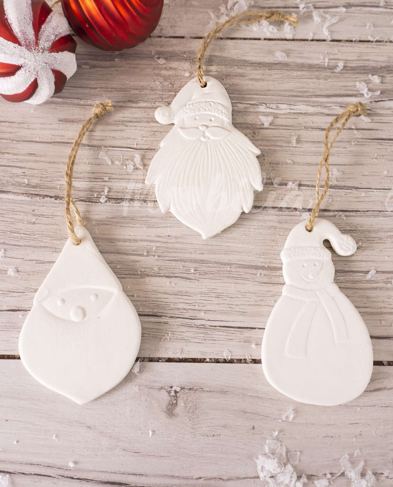 Appendino natalizio in gesso vari decori