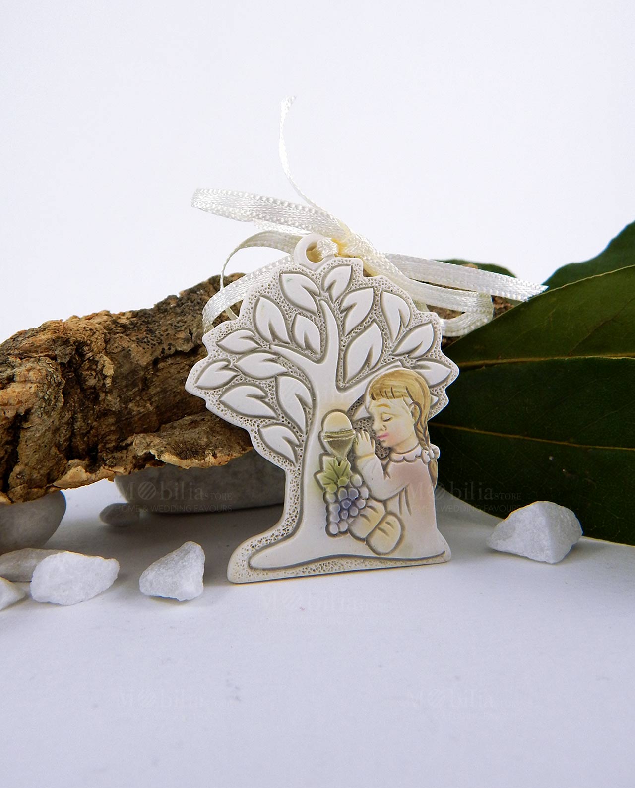 appendino albero della vita con bambina che prega
