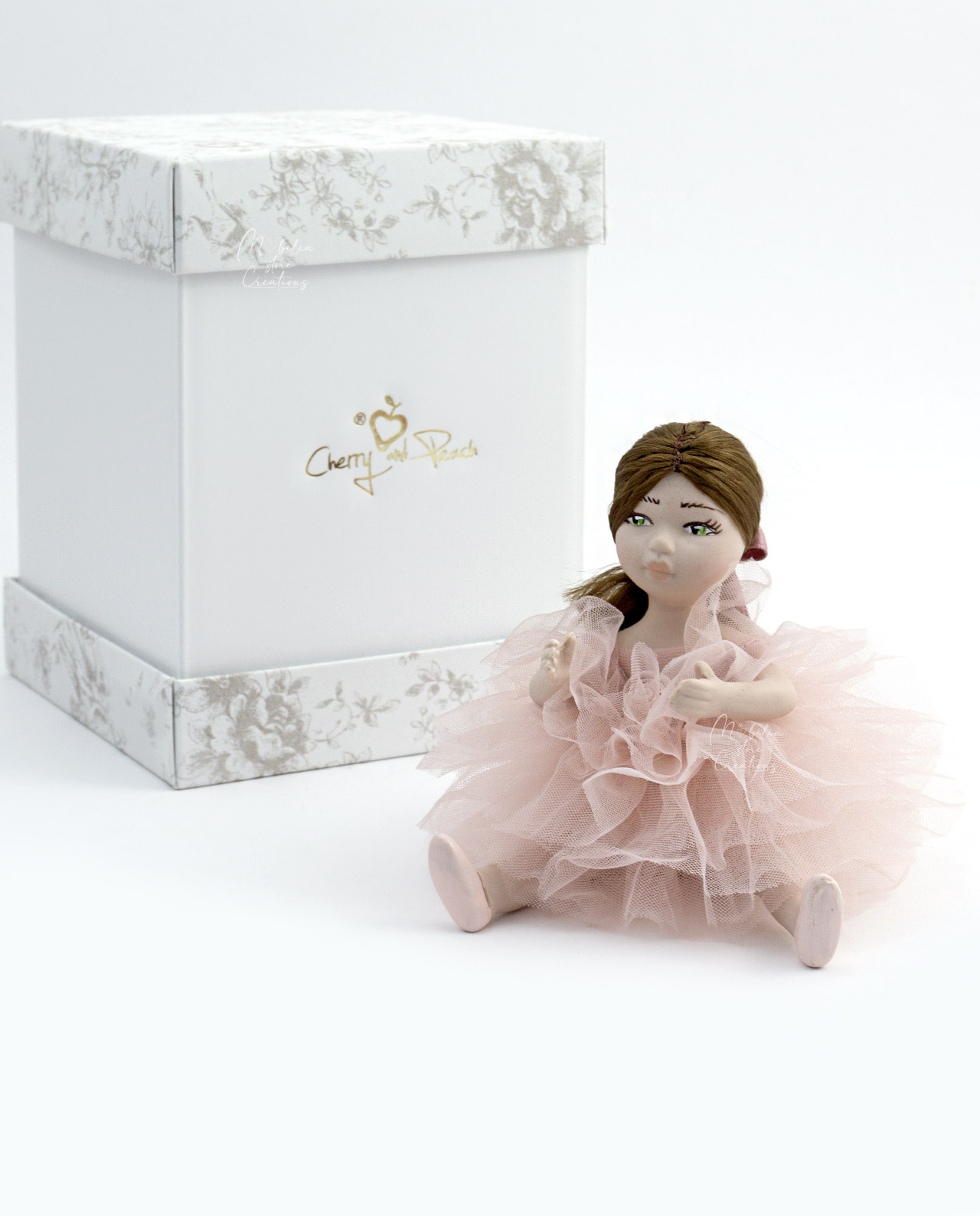 Ballerina in capodimonte media con tutรน rosa Cherry and Peach