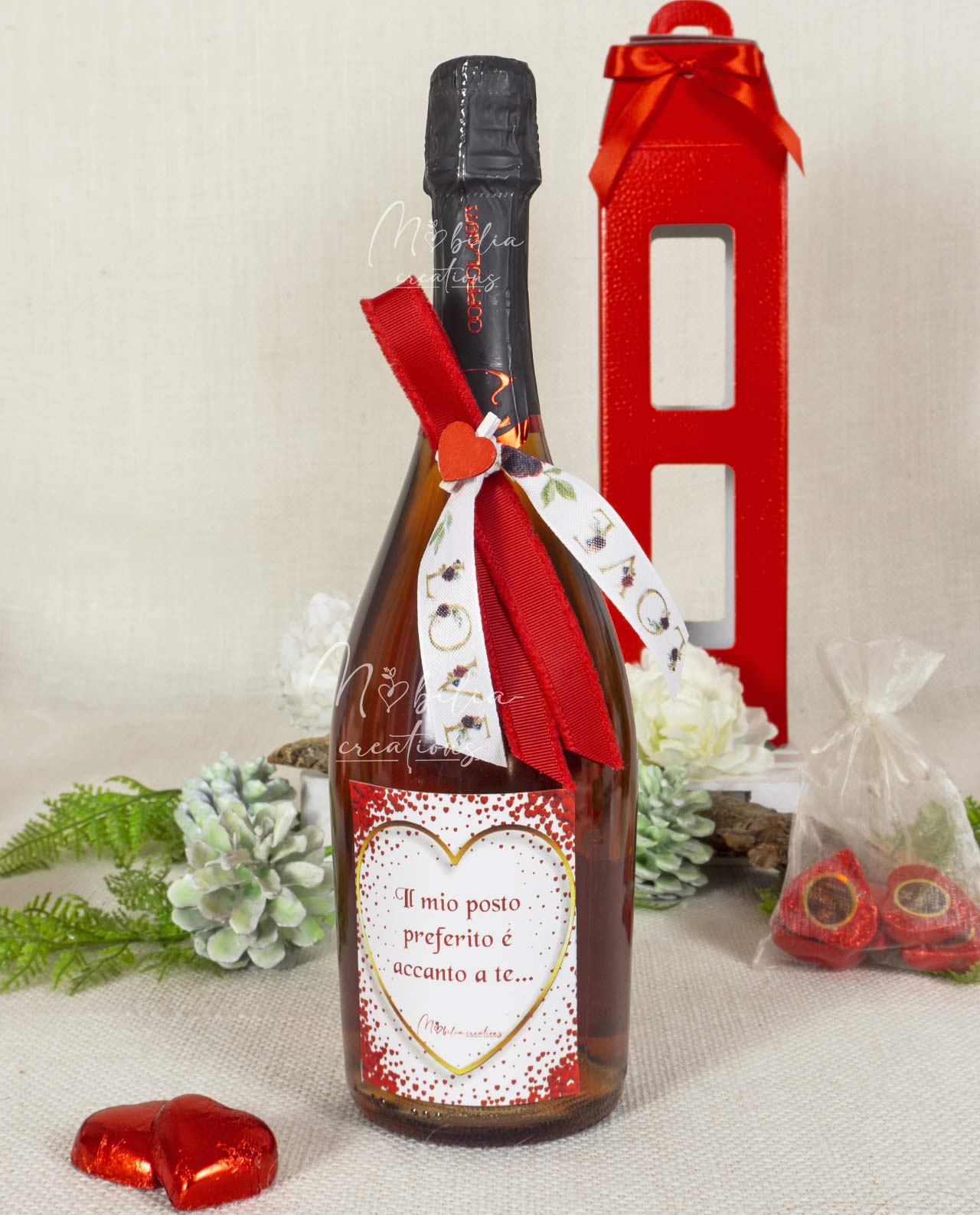 Idea regalo San Valentino bottiglia di spumante nero d'avola e dona un albero