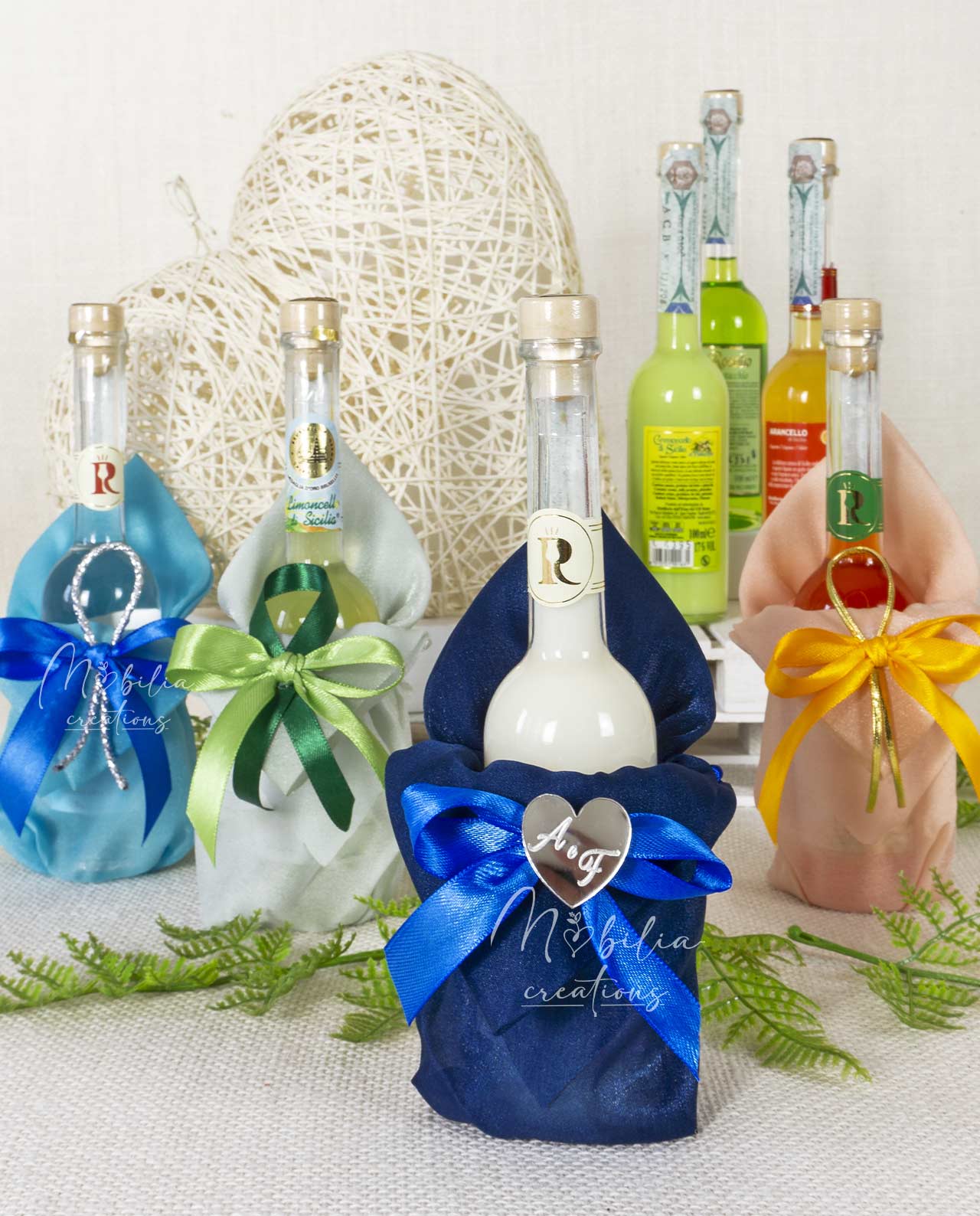 Bottiglia di liquore siciliano con confezione regalo
