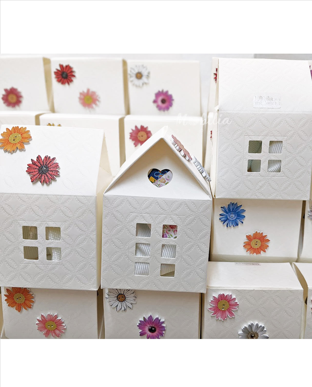 Bomboniera Legambiente casetta dell'amore con bulbi di fiori misti - immagine 13