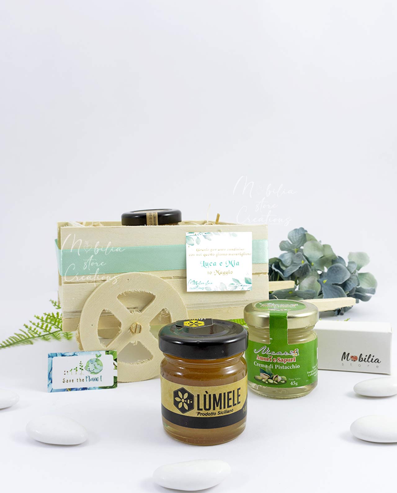 Bomboniera carretto siciliano con creme spalmabili ed etichetta personalizzata