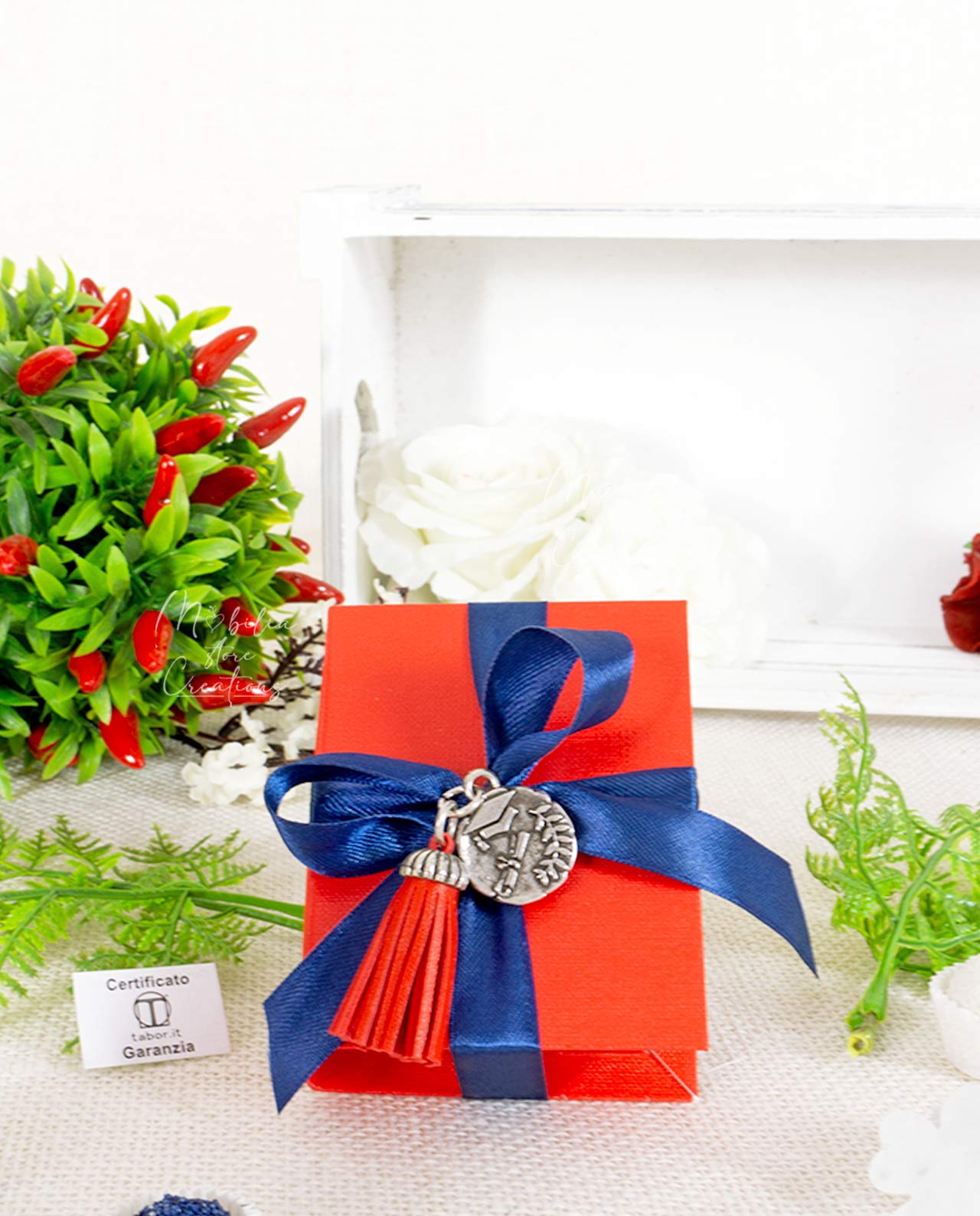 Bomboniera ciondolo laurea bagno argento Tabor con nappina