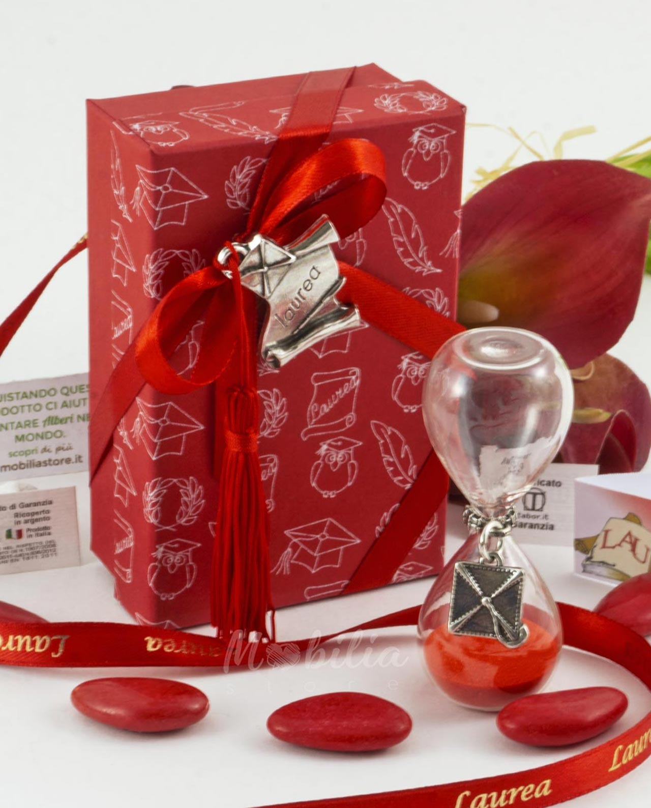 Bomboniera clessidra sabbia rossa con ciondolo tocco bagno argento Tabor e pergamena