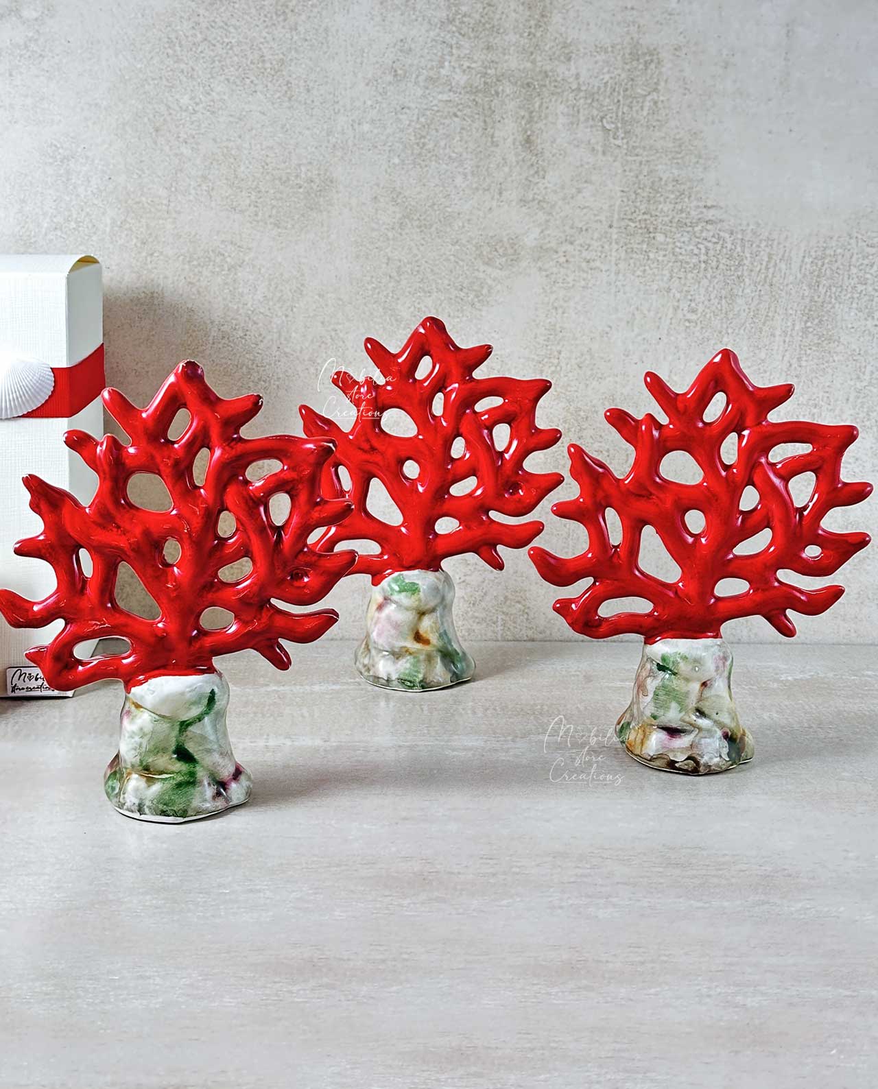 Bomboniera AMI Love is ... corallo rosso in ceramica artigianale varie misure - immagine 13