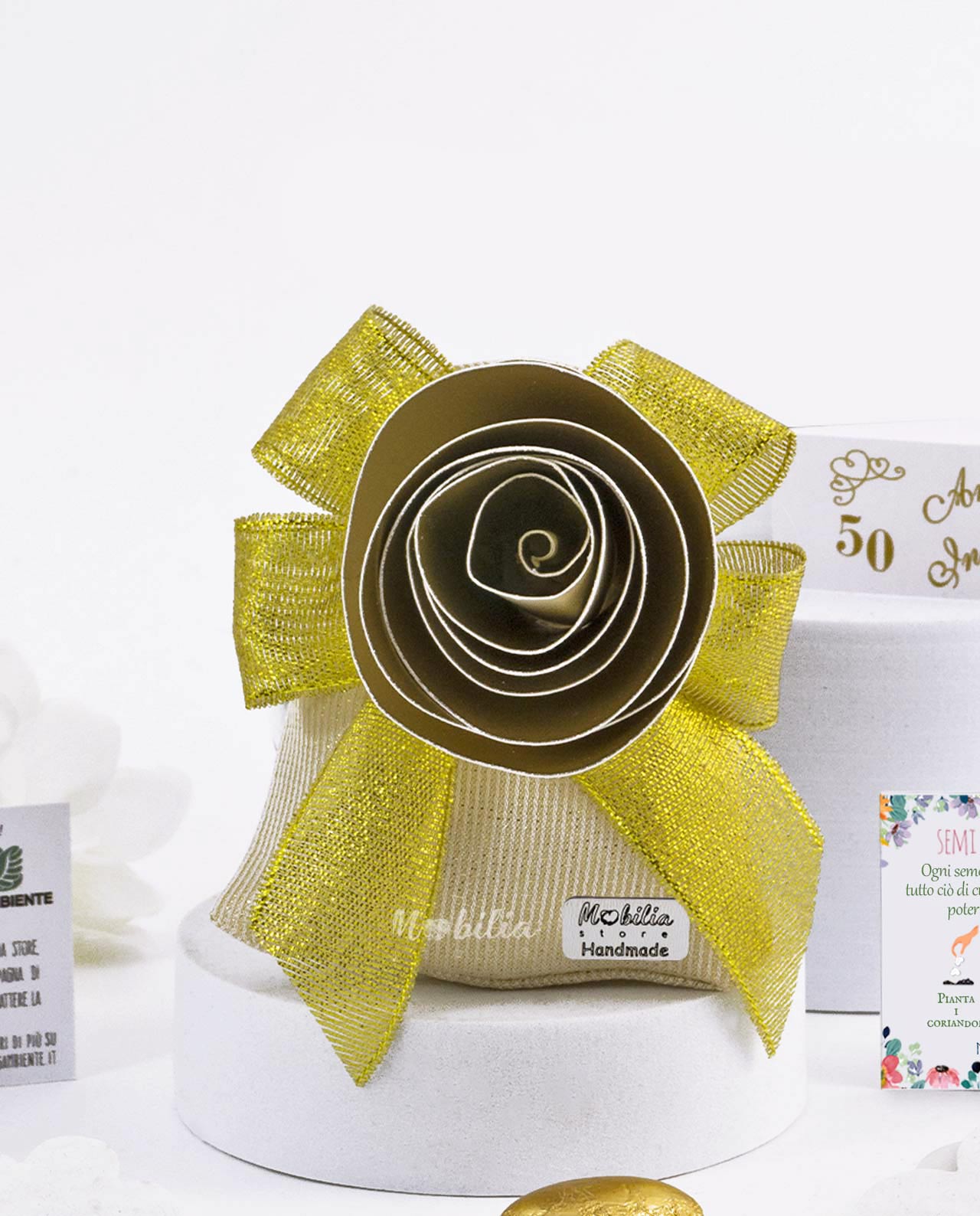 Bomboniera Legambiente rosa in carta con certificato piantabile su sacchetto beige