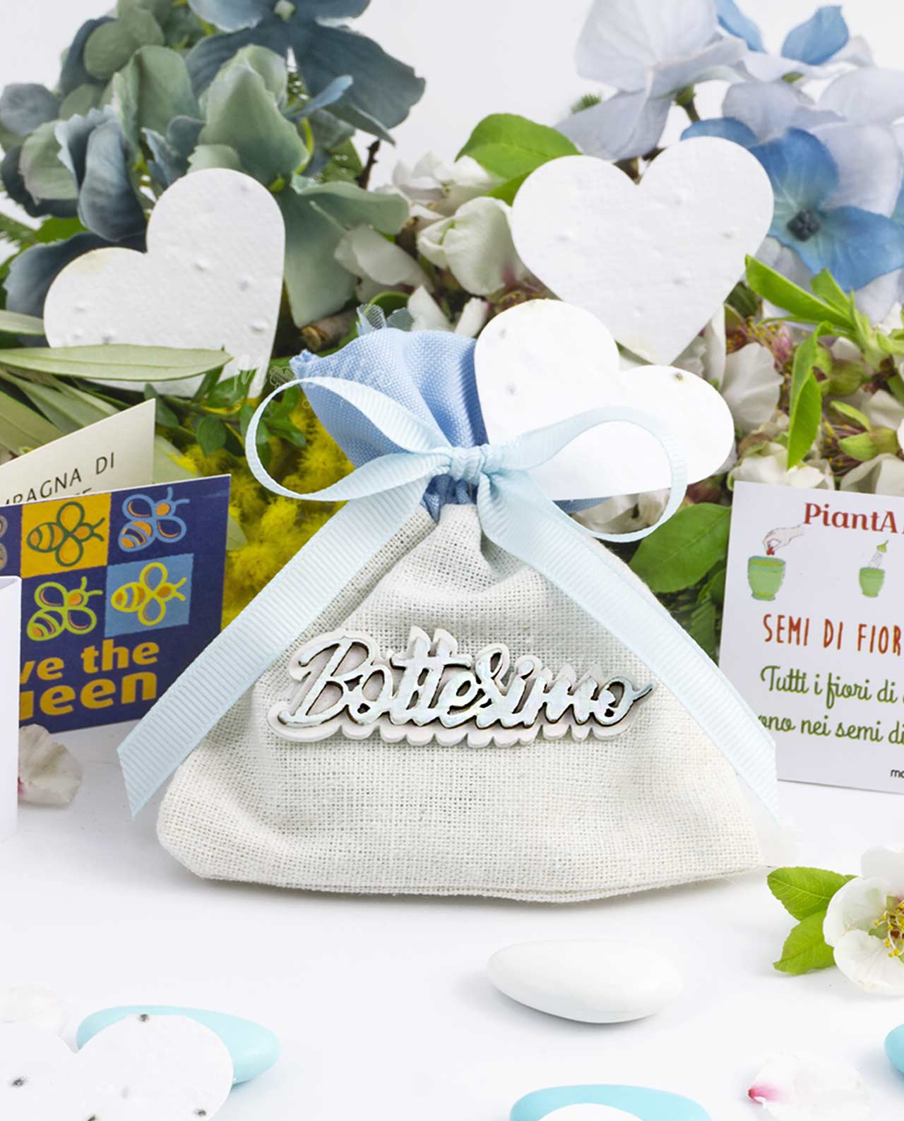Sacchettino Legambiente in cotone con scritta Battesimo azzurra e coriandoli da piantare