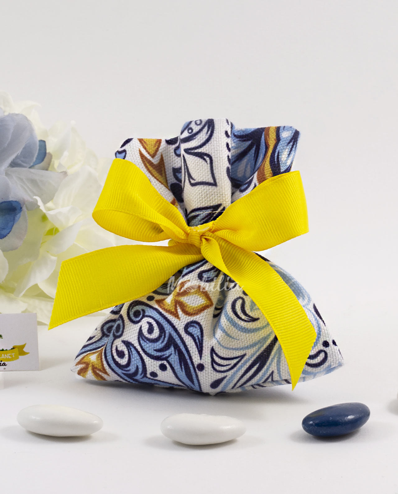 Sacchetto maiolica con confetti