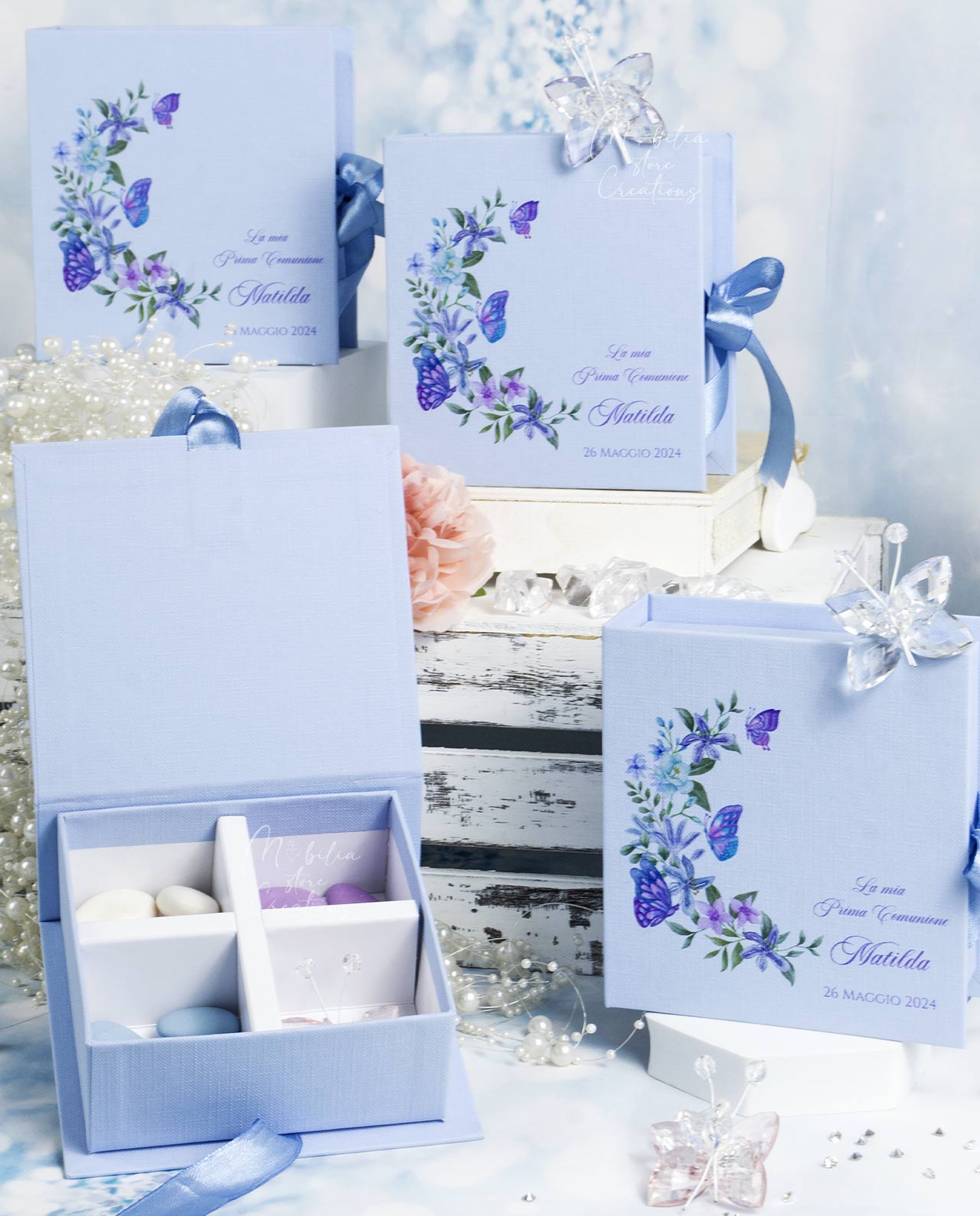 Bomboniera magnete farfalla in cristallo Swarovski con scatola libro personalizzata vari colori