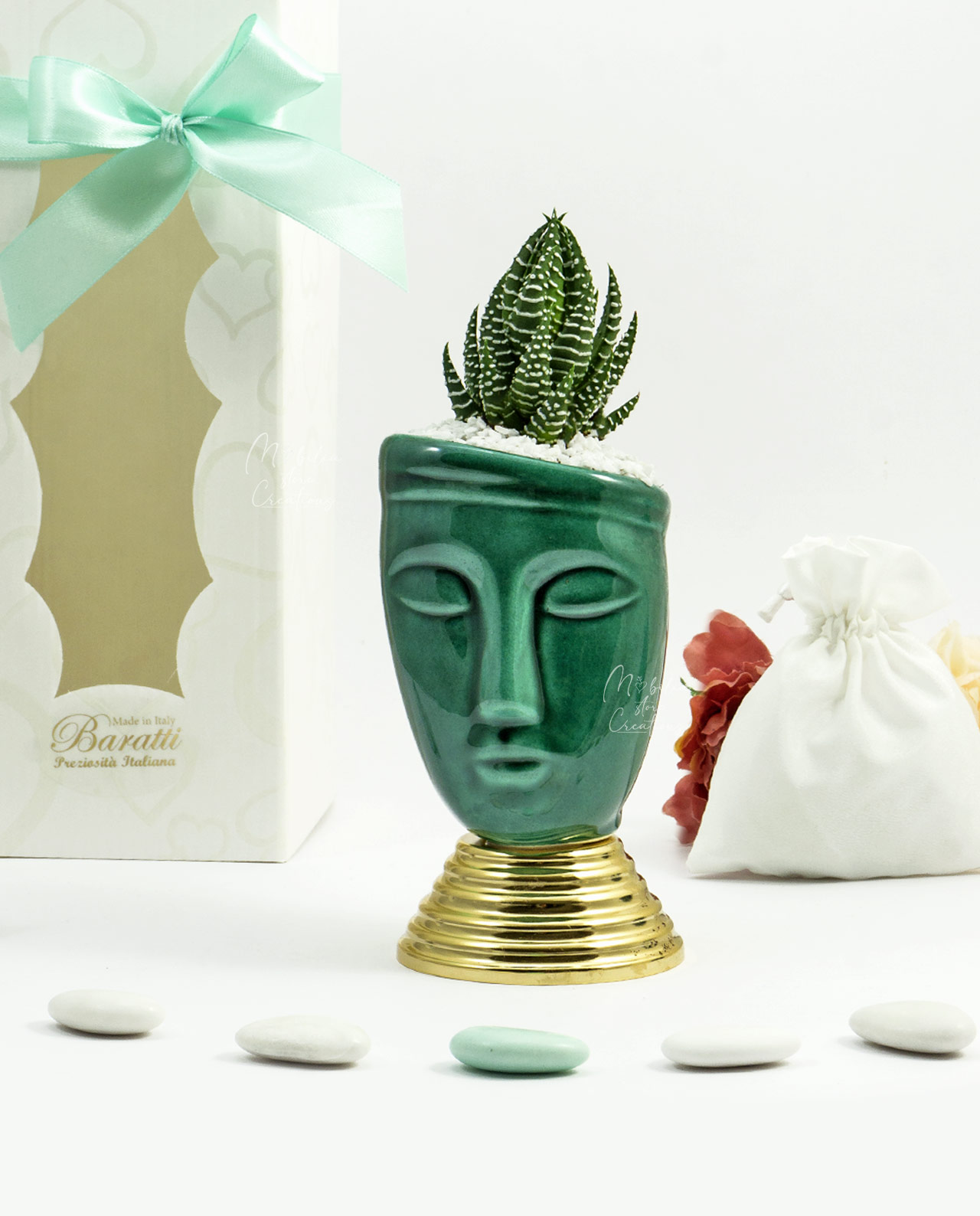 Bomboniera piantina grassa con scultura viso verde