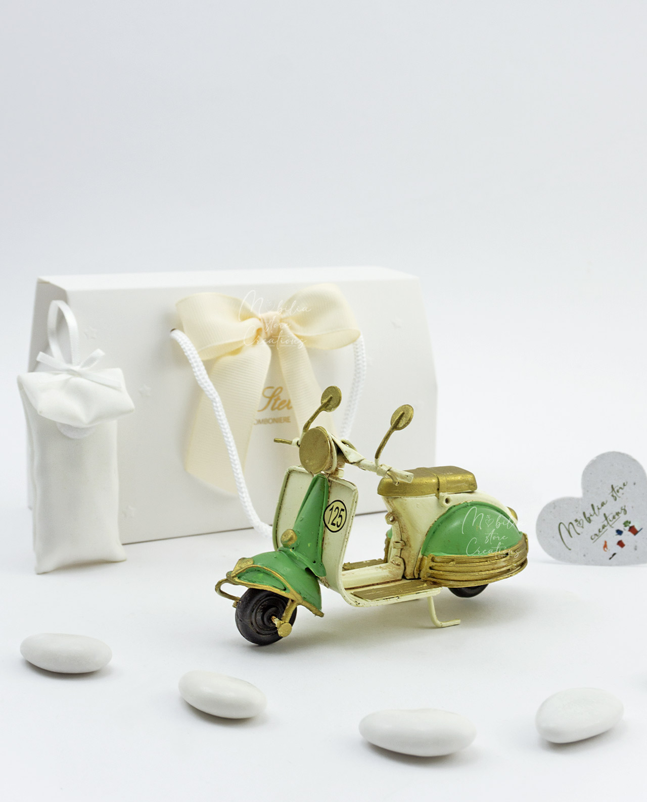 Bomboniera Vespa in metallo vintage piccola