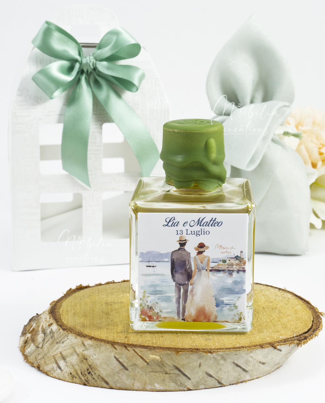 Bomboniera olio evo italiano da 100 ml quadrato con sigillo in cera lacca ed etichetta personalizzata
