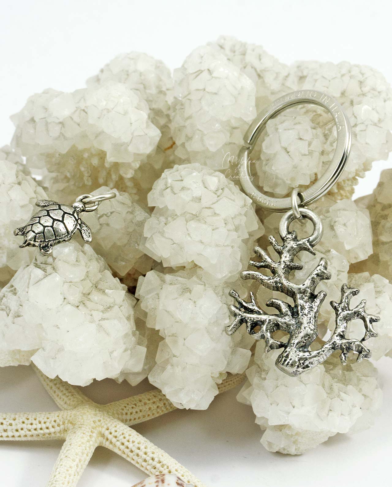 Bomboniera AMI love is... ciondolo soggetti mare bagno argento Tabor - immagine 8