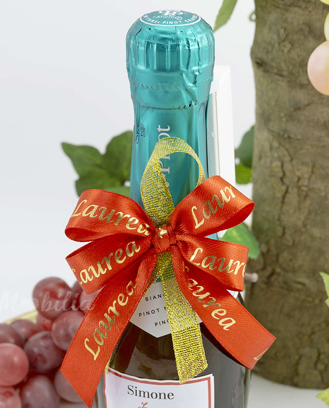 Bomboniera mini spumante Pinot bianco etichetta personalizzata e nastro cerimonia - immagine 3