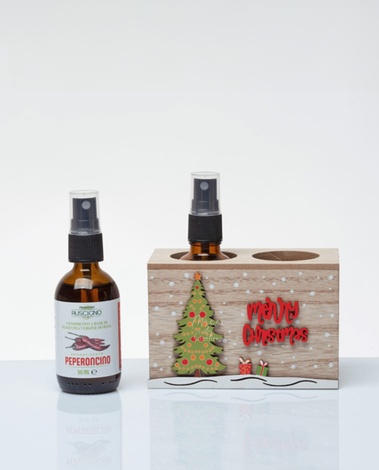 Dispenser natalizio in legno con olio Cuorematto
