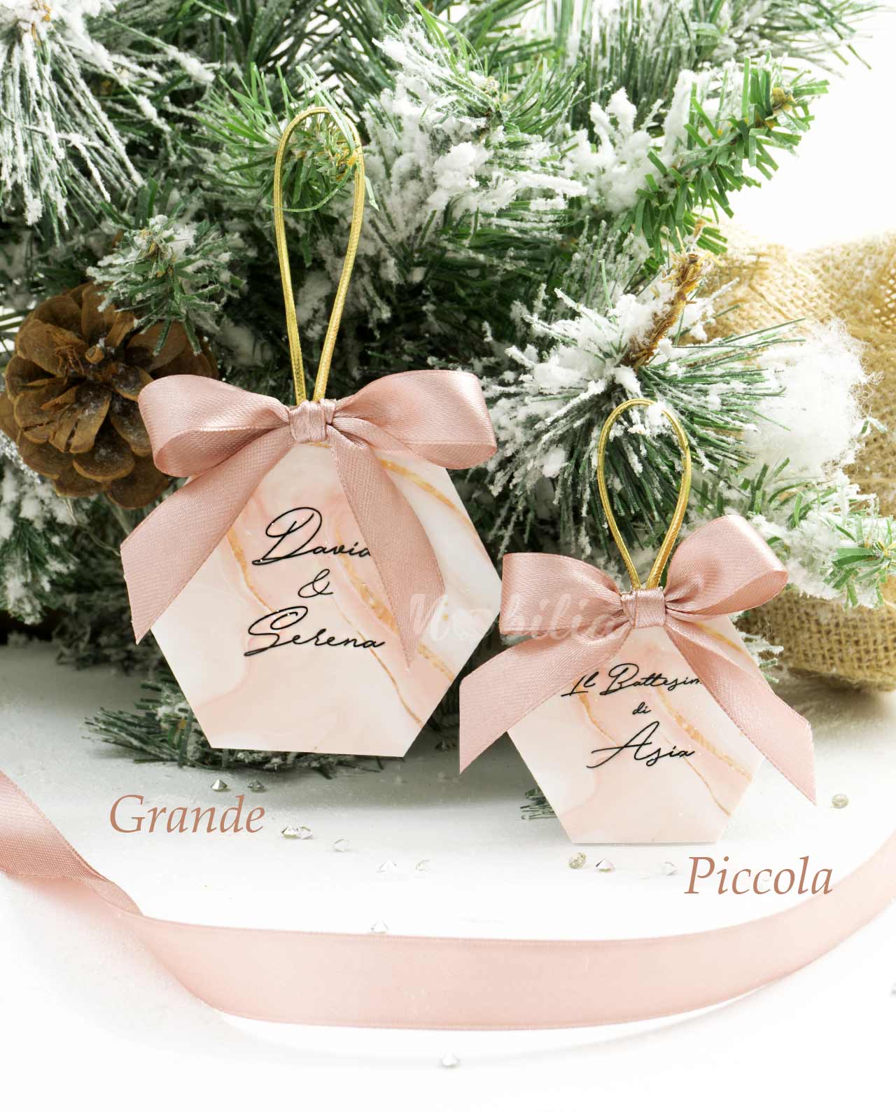 Bomboniera "le Natalizie" pallina in plexiglass effetto marmo rosa personalizzata varie misure - immagine 3