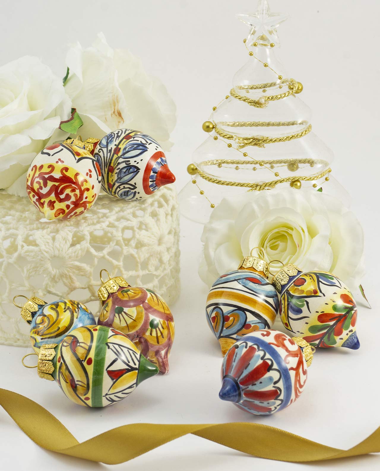 Pallina natalizia in ceramica di Caltagirone decori assortiti, piccola, media e grande