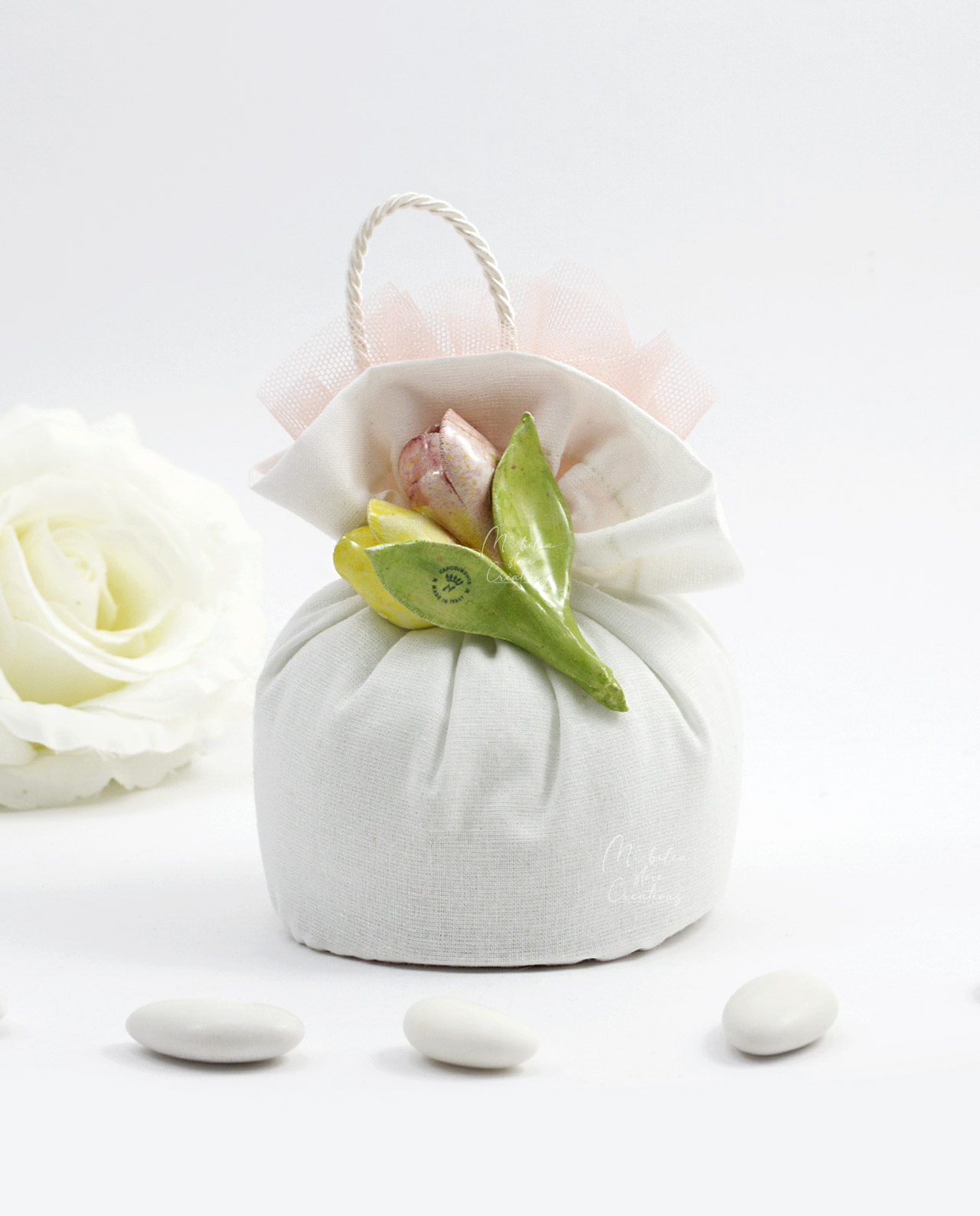 Sacchetto pouf con tulipani in capodimonte Cherry and Peach