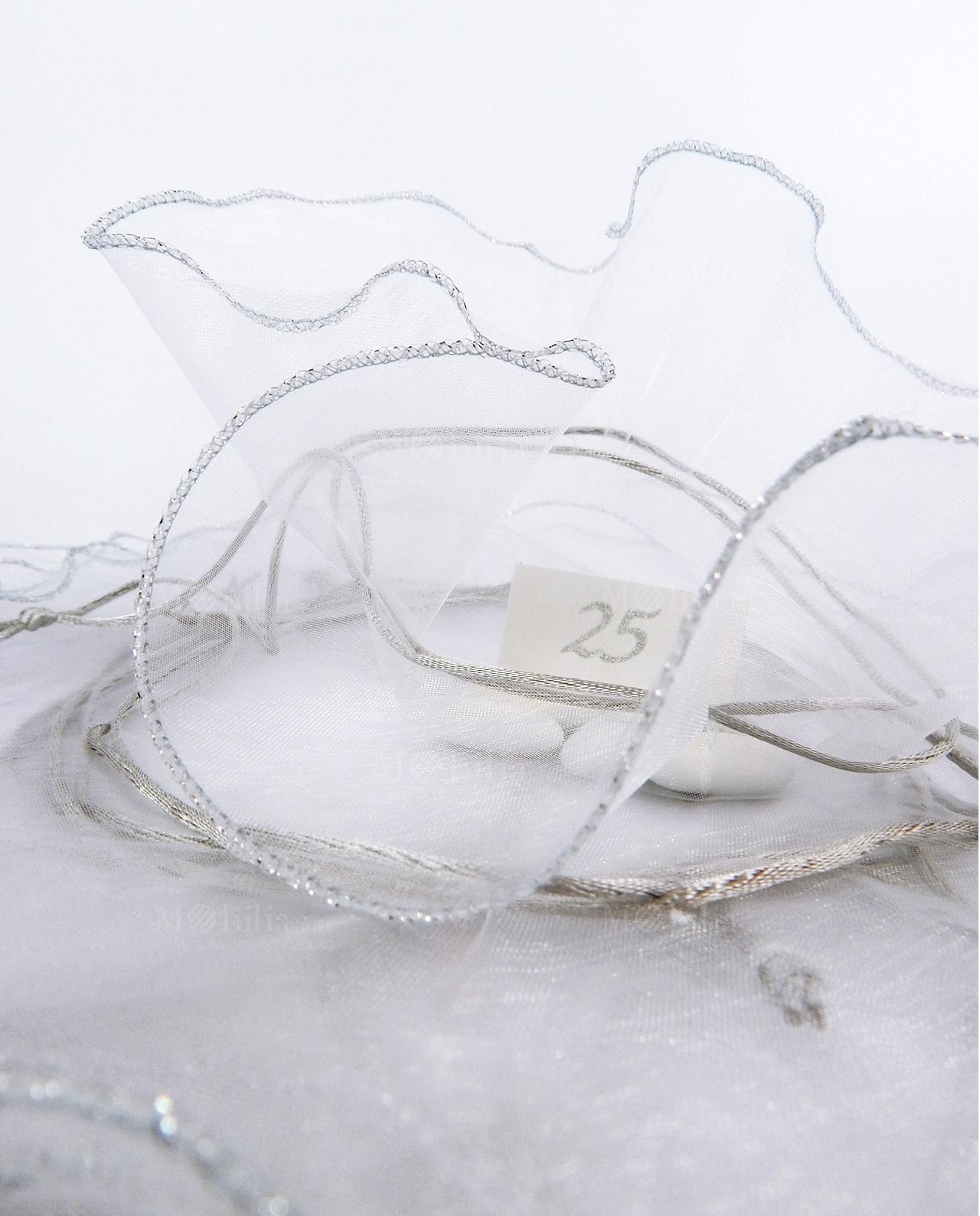 sacchettino organza bianca con tirante argento