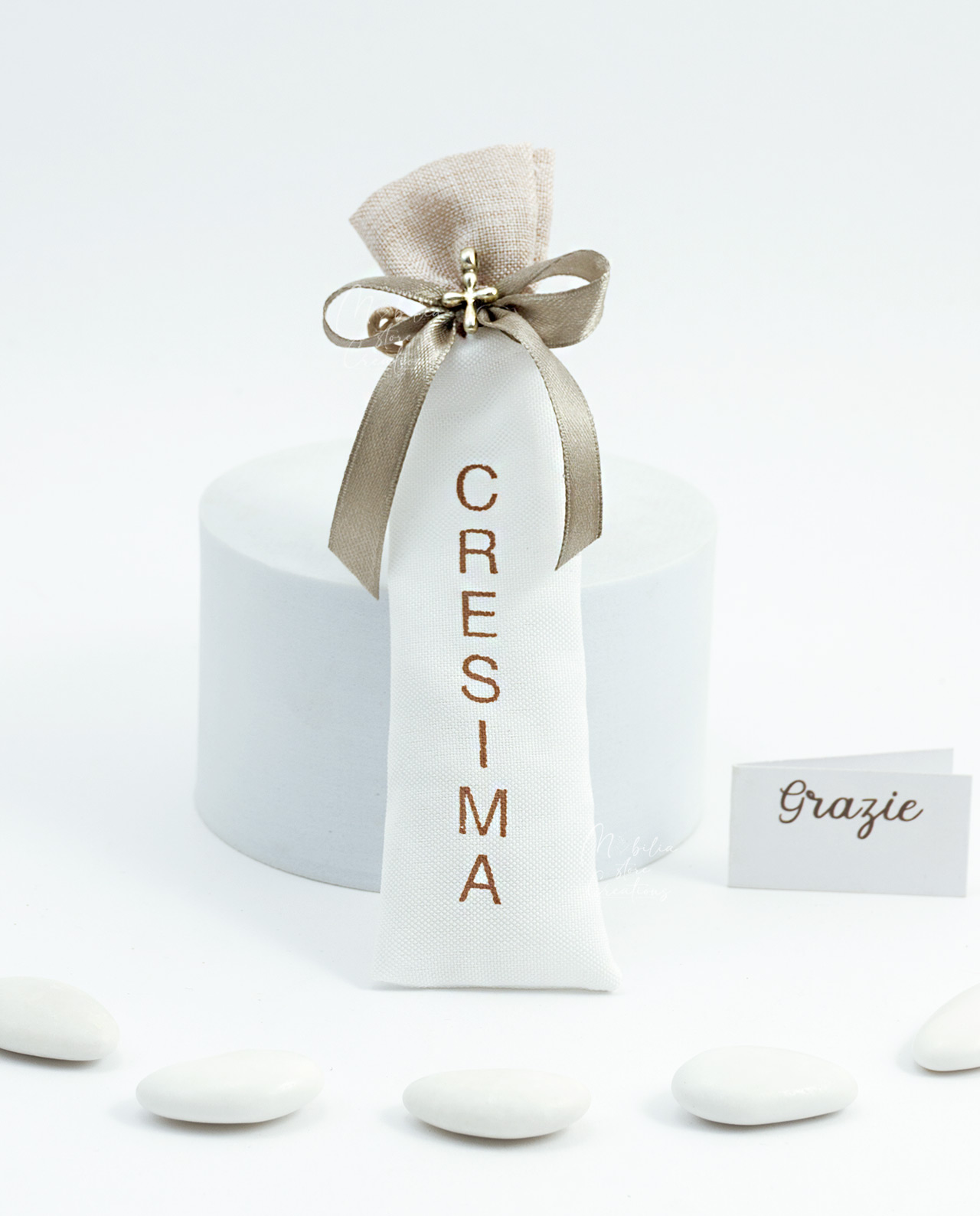 Tubo scritta cresima con ciondolo croce e confetti