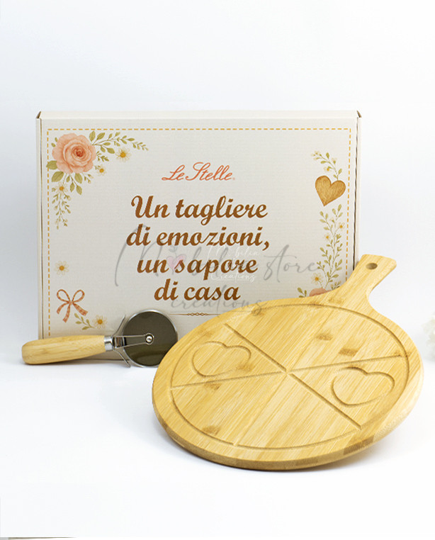 Tagliere in legno con tagliapizza