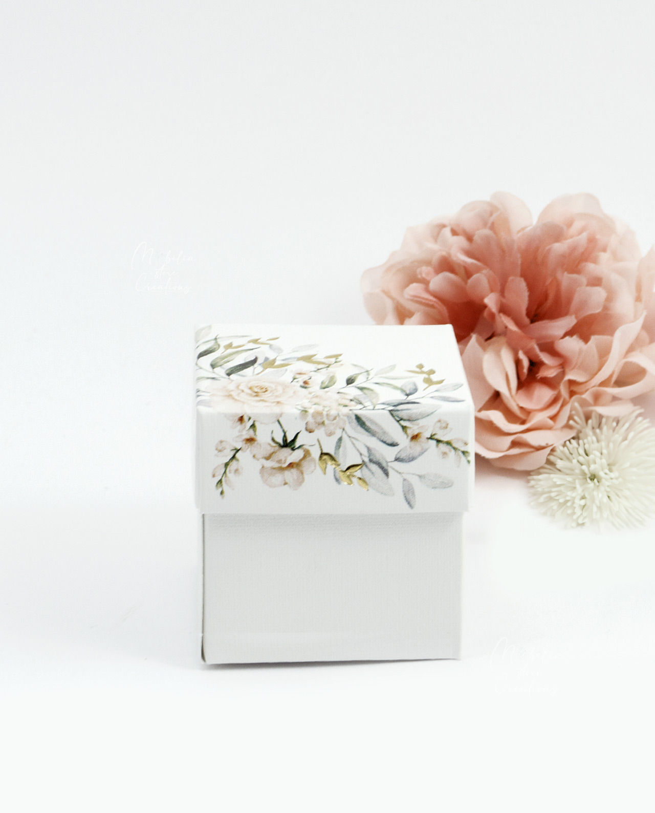 Scatolina cubo portaconfetti decoro floreale