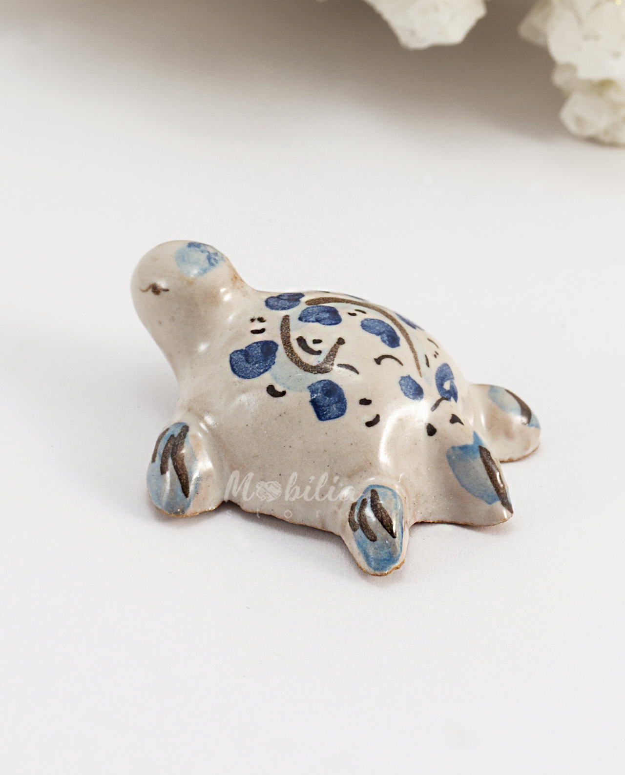 Bomboniera AMI Love is ... tartaruga blu in ceramica artigianale - immagine 2