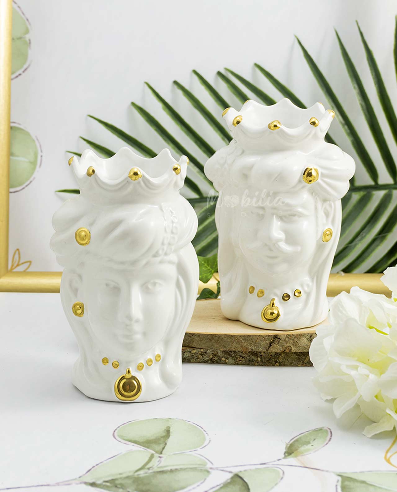 Testa di moro con decori oro in ceramica di Caltagirone